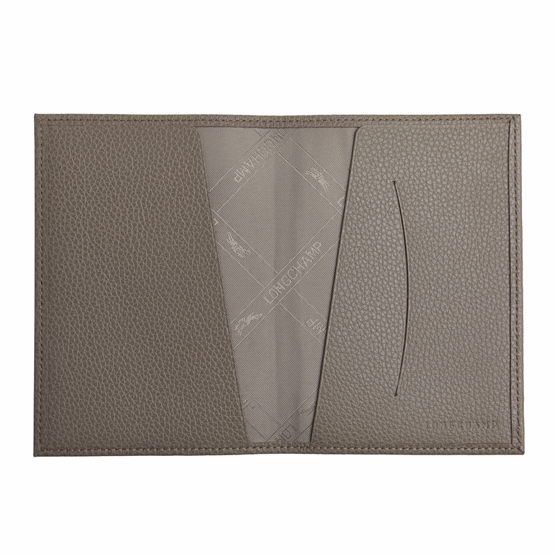 Le Foulonn&eacute; Passport cover