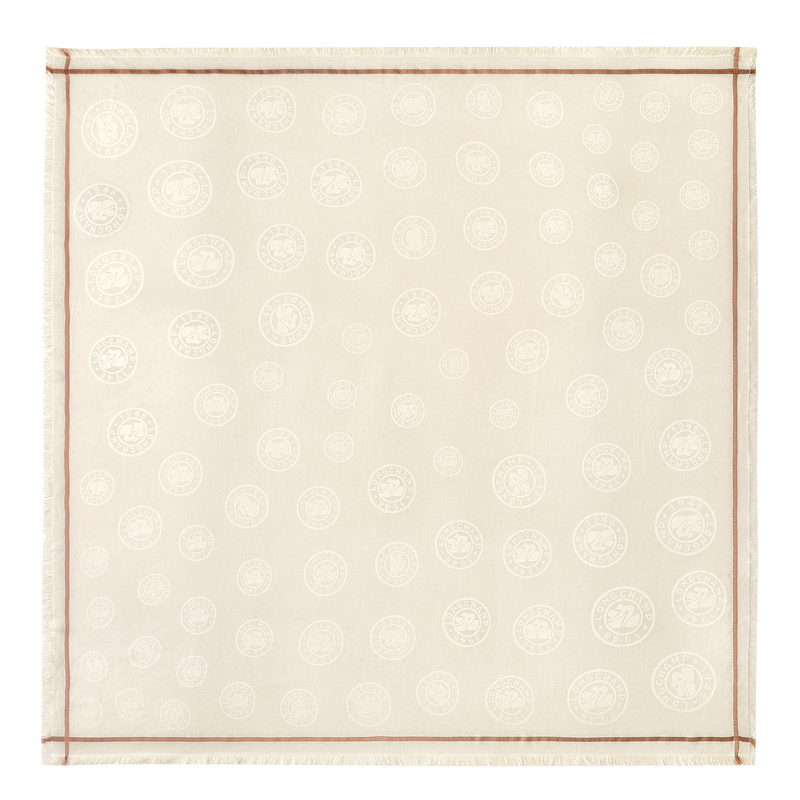 La M&eacute;daille Longchamp Shawl